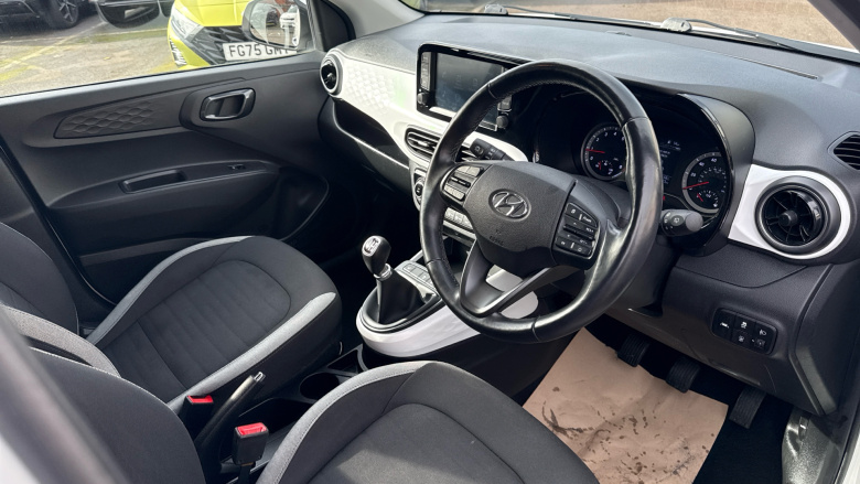 Hyundai i10 1.0 MPi Premium 5dr Petrol Hatchback